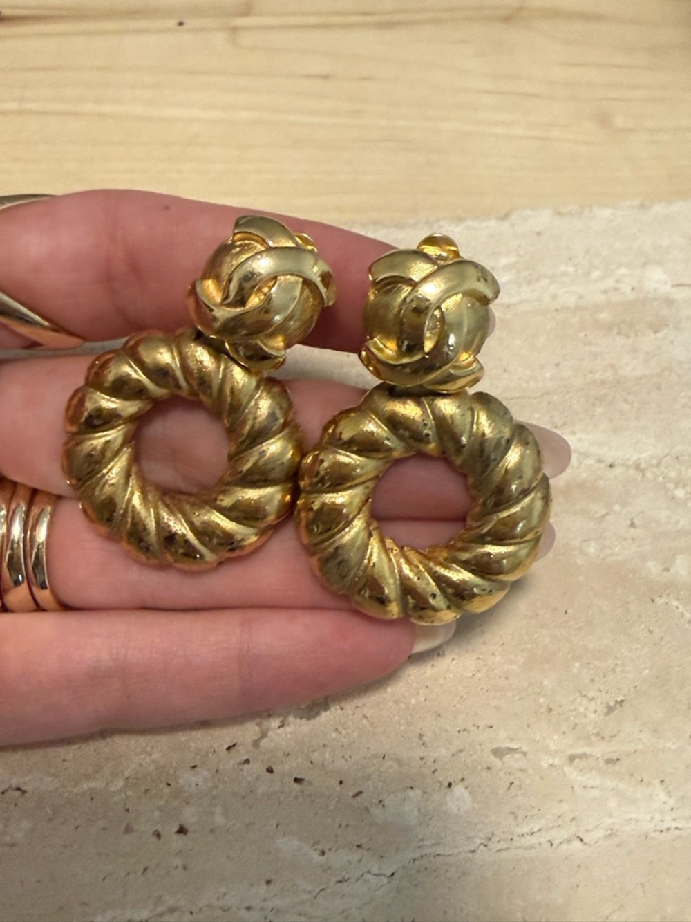 CHANEL Vintage Gold-Tone Twisted Circle Drop Earrings Clip On